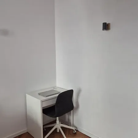 Apartamento 151 *